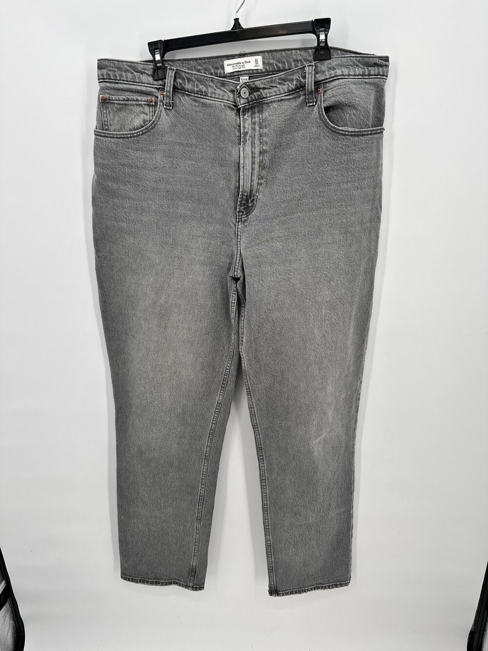 Abercrombie & Fitch Curve Love The 90's Straight Ulta High Rise Gray Jeans // 16
